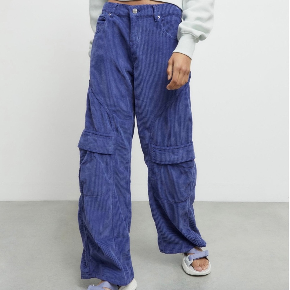 BDG URBAN OUTFITTERS Low-Rise Corduroy Skater Pant - New With Tags, Blue…